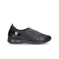 Zapatilla Adri Bordado Negro